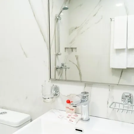 Hotel Strandzha - Free Parking 3*