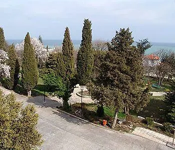 Strandzha - Free Parking 3*
