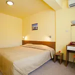 מלון Strandzha - Free Parking 3*