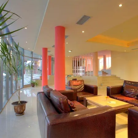 Strandzha - Free Parking 3*